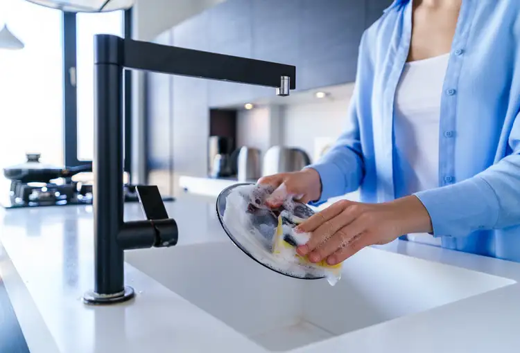 Läs mer om artikeln Tensider – hemligheten bakom effektiv rengöring